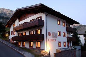 Apartments Lores