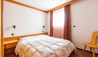 Apartments Lores