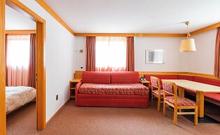Apartments Lores
