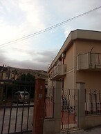 Hollywood Bed & Breakfast