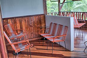 Hotel La Isla Inn