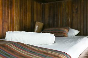 Hotel La Isla Inn