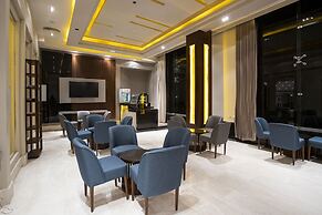 AMC Royal Hotel & Spa