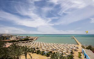 AMC Royal Hotel & Spa