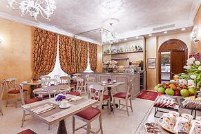 Relais Empire