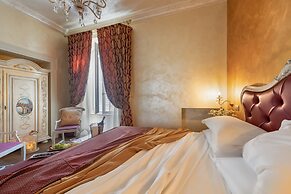 Relais Empire