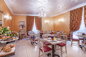 Relais Empire