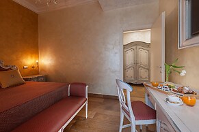 Relais Empire