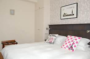 La Villa Paris