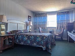 Skyline Motel & Campus Inn