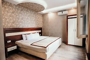 AZD House Hotel