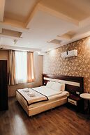 AZD House Hotel
