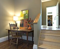 Frontenac Club Inn