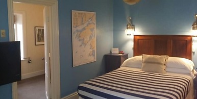 Frontenac Club Inn