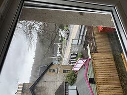 1 Loch Ness Hostel