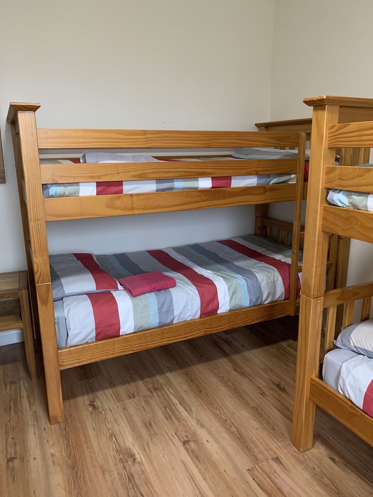 1 Loch Ness Hostel