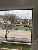 1 Loch Ness Hostel