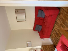 1 Loch Ness Hostel