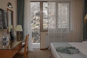 Jannat Resort