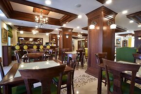 Alexander Mountain Resort
