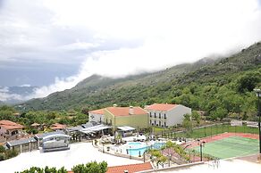 Alexander Mountain Resort