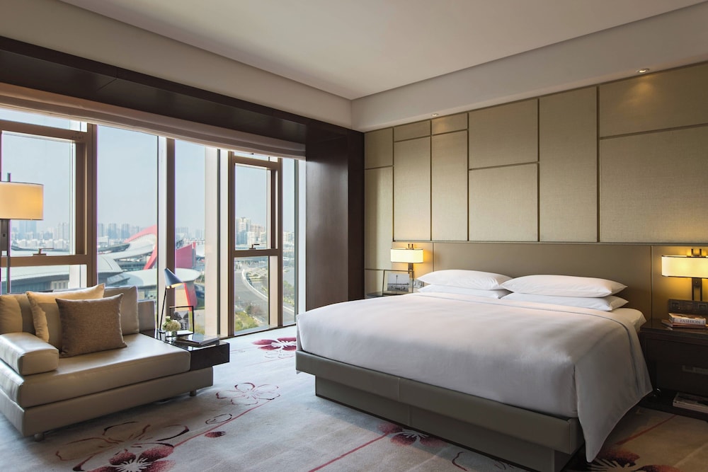 Renaissance Nanjing Olympic Centre Hotel