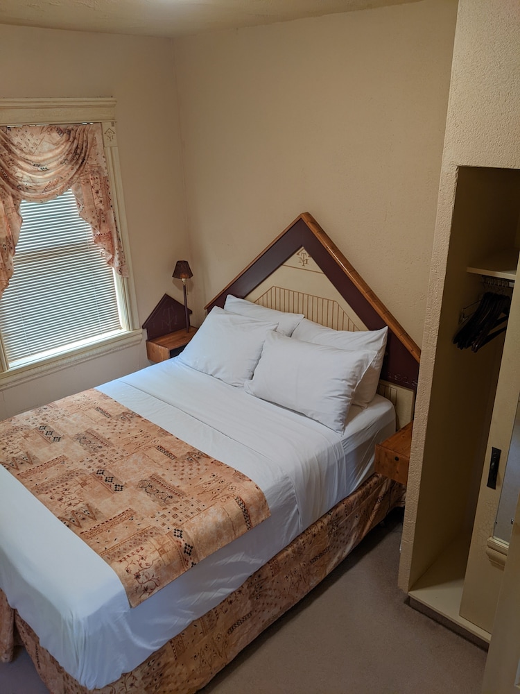 Third Mission Heritage Suites