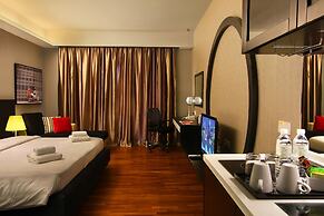 The Shore Hotel & Residences