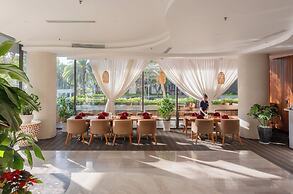 Starcity Bayfront Nha Trang Hotel