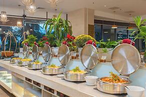 Starcity Bayfront Nha Trang Hotel