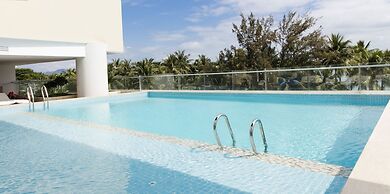 Starcity Bayfront Nha Trang Hotel