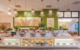 Starcity Bayfront Nha Trang Hotel