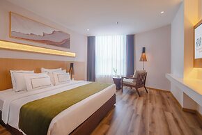 Starcity Bayfront Nha Trang Hotel