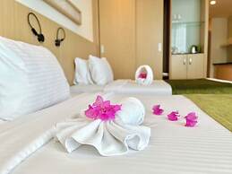 Starcity Bayfront Nha Trang Hotel