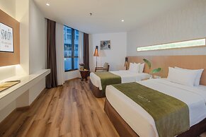 Starcity Bayfront Nha Trang Hotel
