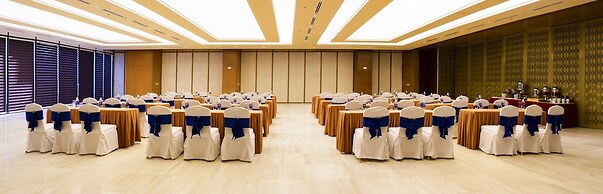 Starcity Bayfront Nha Trang Hotel