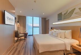 Starcity Bayfront Nha Trang Hotel