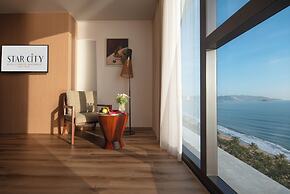 Starcity Bayfront Nha Trang Hotel