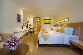 Starcity Bayfront Nha Trang Hotel