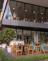 Starcity Bayfront Nha Trang Hotel