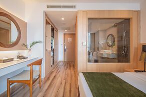 Starcity Bayfront Nha Trang Hotel