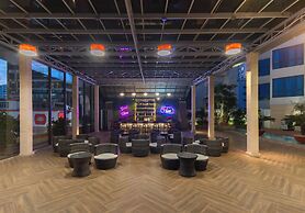 Starcity Bayfront Nha Trang Hotel