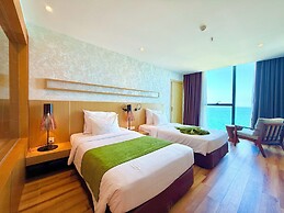 Starcity Bayfront Nha Trang Hotel