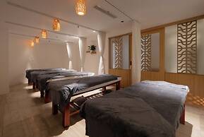 Starcity Bayfront Nha Trang Hotel