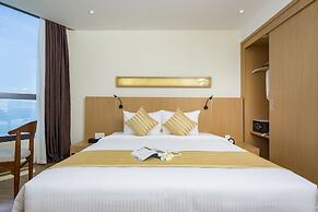 Starcity Bayfront Nha Trang Hotel