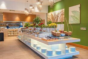 Starcity Bayfront Nha Trang Hotel