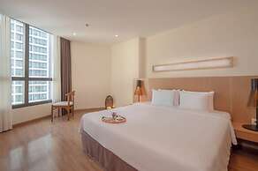 Starcity Bayfront Nha Trang Hotel