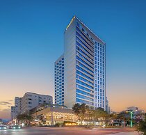 Starcity Bayfront Nha Trang Hotel