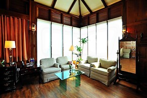 Crest Villa Mansion