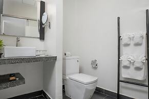 Central Suite Residence